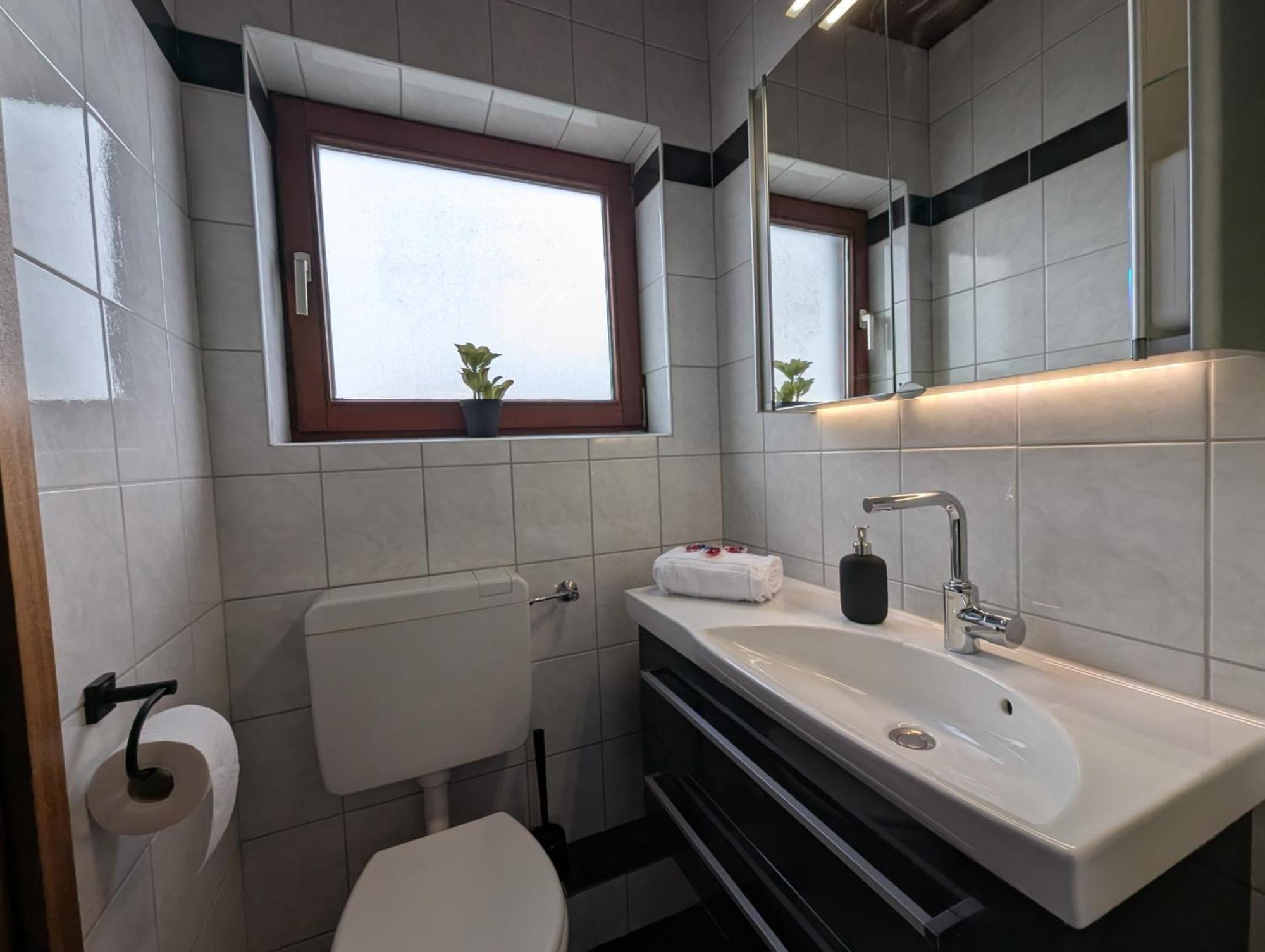 Moderne Kuestenhyggen Mit Garten&parkplatz - Hermannliving * Westerdeichstrich